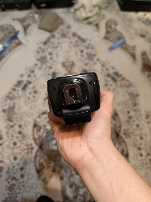 Вспышка Yongnuo 560 IV