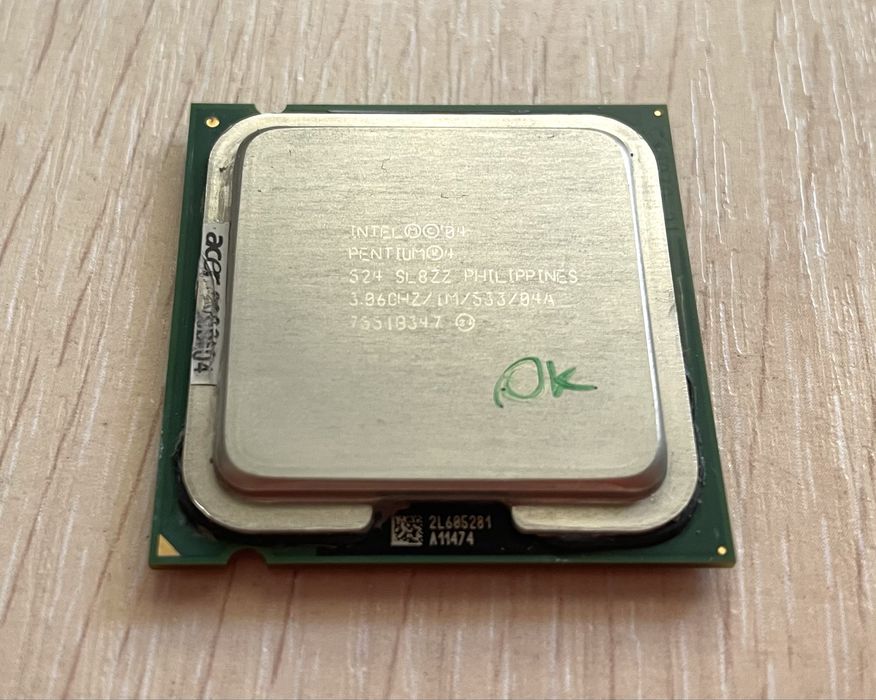 Процессор LGA 775 Pentium 4 524
