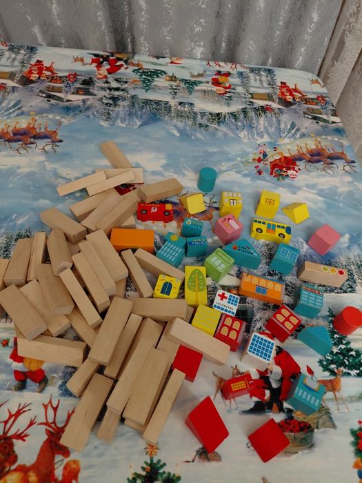 Кубики деревянные городок