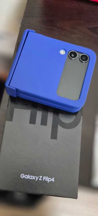 Samsung Galaxy Z Flip4, 256GB, 8GB RAM, 5G, Blue