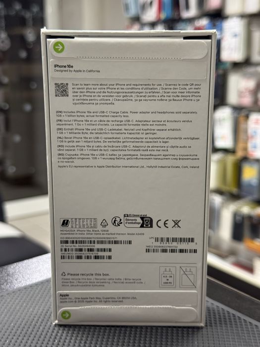 Apple iPhone 16e,Black/White,128GB *ЧистоНов**3г Гаранция*