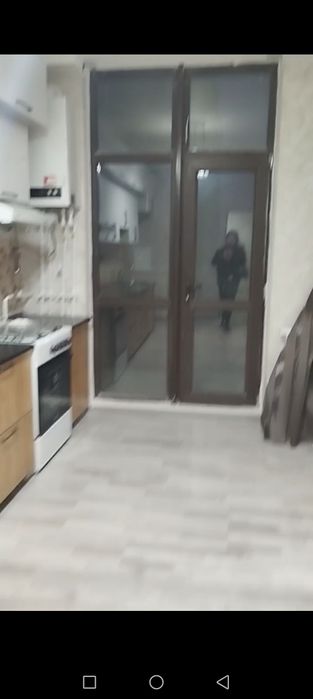 Uy sotiladi narxini kelishamiz