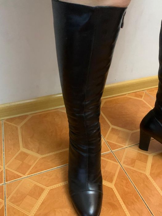 Қыстық етік сатылады бағасы 30мын