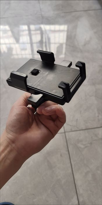 Держатель для смартфона