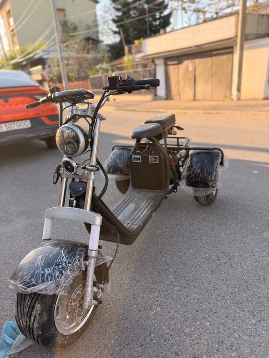 Vand motocicleta 0 km