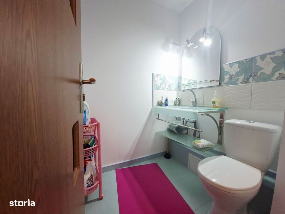Apartament 3 camere, renovat | 2 băi | Zona - Spitalul Județean