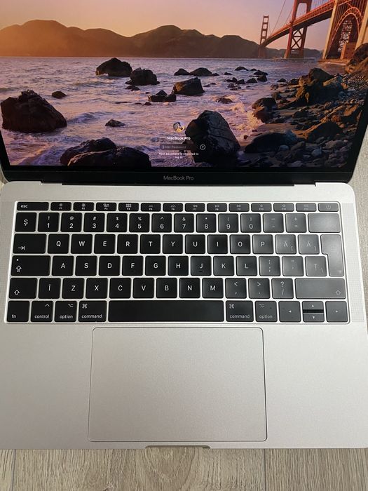 Vând MacBook Pro 2017