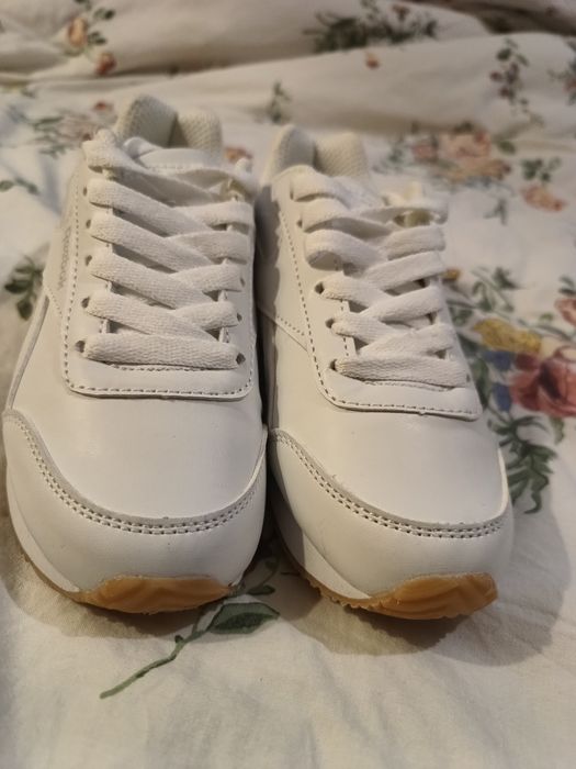 Reebok , нови, 29 размер
