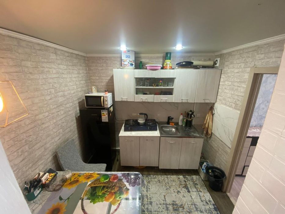 Продам квартиру .