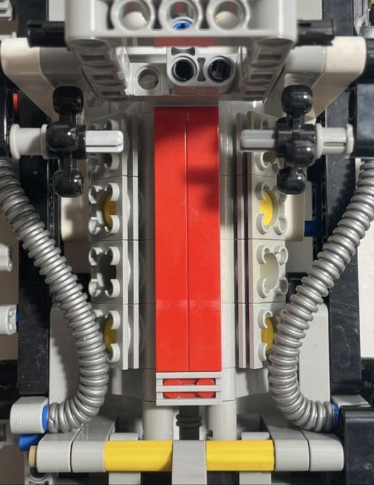 LEGO Technic 42039 car masina