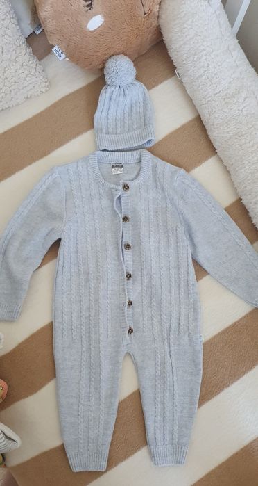 Комбинезоны для малышей от 0 до 9 мес