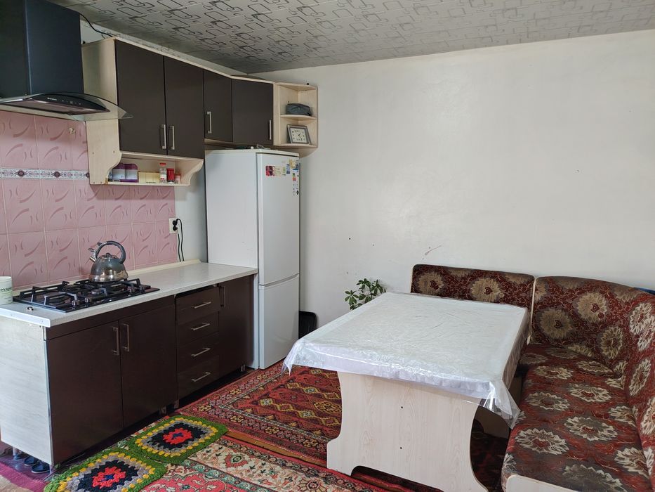 ховли сотилади гулистон 12суток