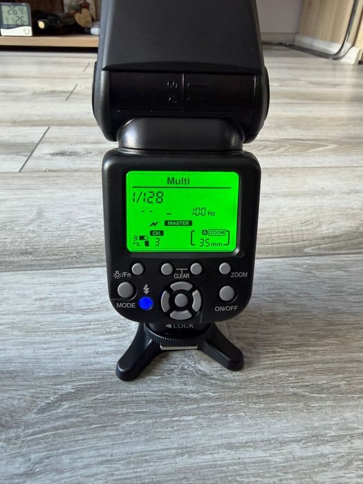 Светкавица Triopo TR-988 II за фотоапарат Nikon и Canon