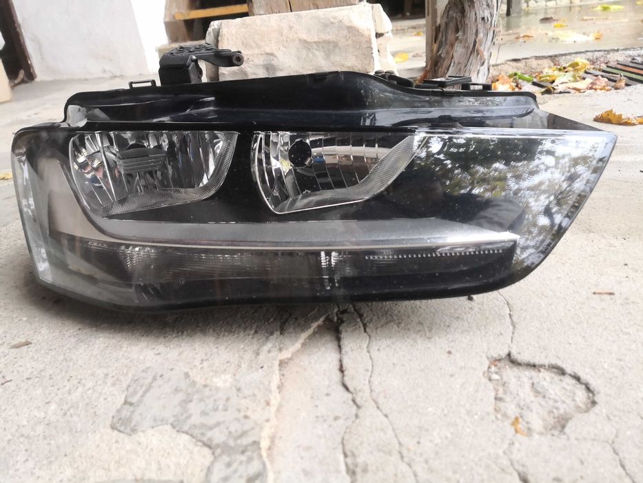 Фар Audi A4 B8.5 десен/Фар Ауди А4 Б8.5/Фар Audi A4 B8 Оригинален