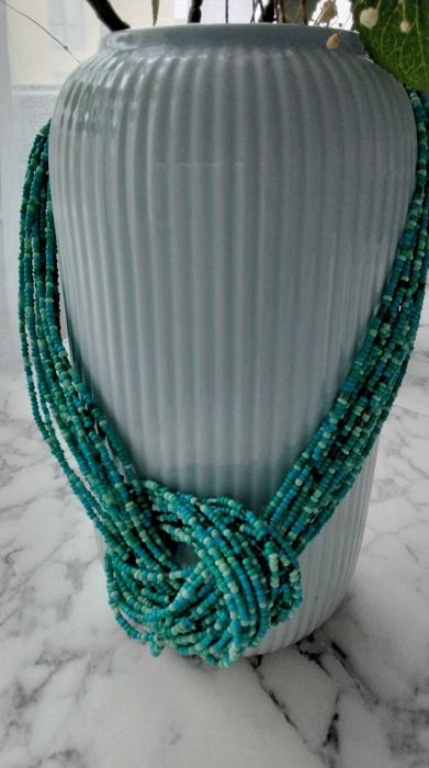 Дамска огърлица, колие