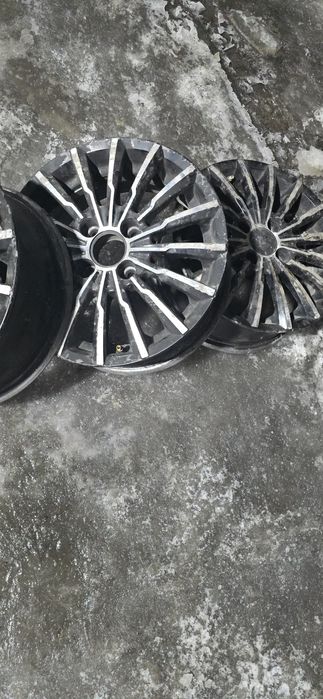 Продаю б/у диски