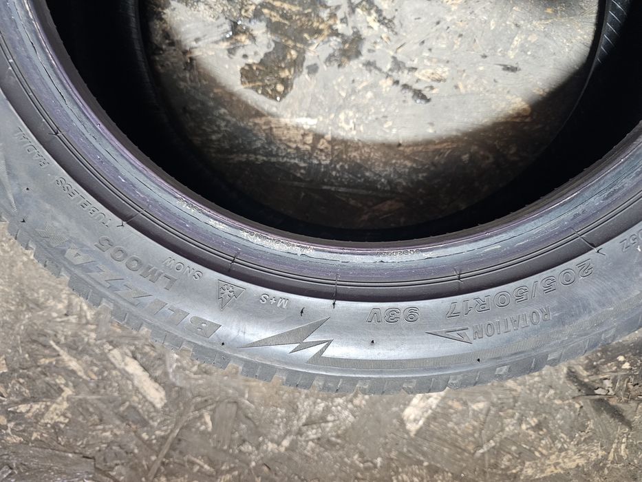 1x 205 50 17 m+s bridgestone lm005