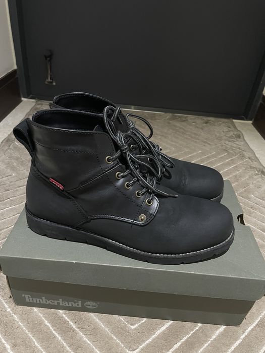 Зимняя обувь Levi’s