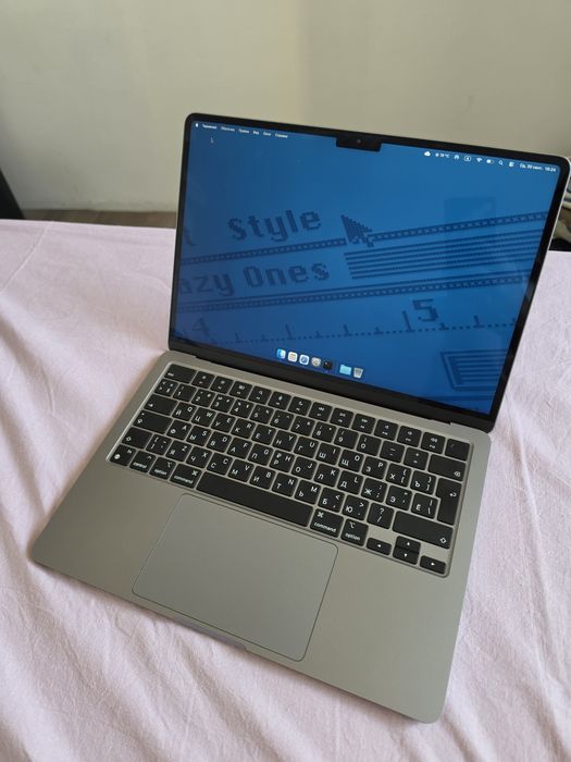 MacBook Air M2 8/512 space gray