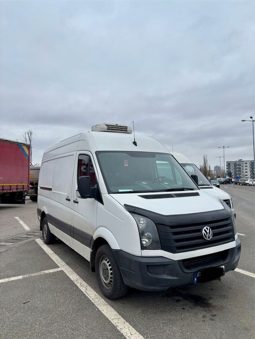 Inchiriez duba frigorifica cu lift 4 - 5 -6europaleti / 6 cărucioare