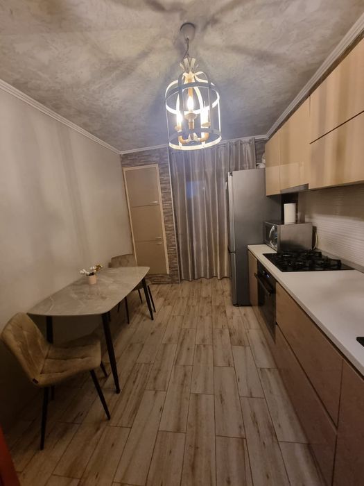 Închiriez apartament 2 camere ultracentral