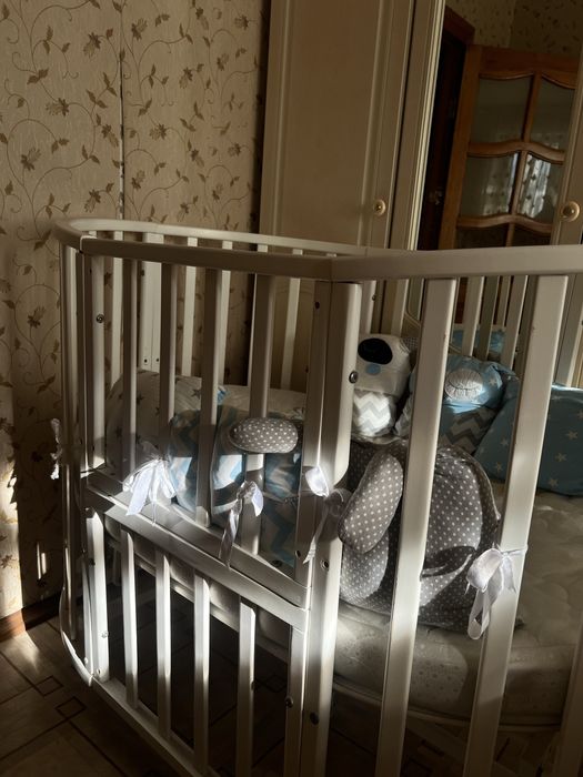 Продам детскую кровать.