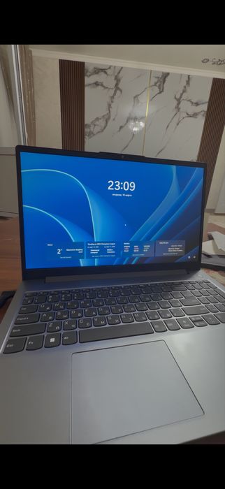 Ноутбук Lenovo ideapad