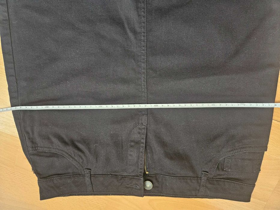 Fusta vara mini neagra