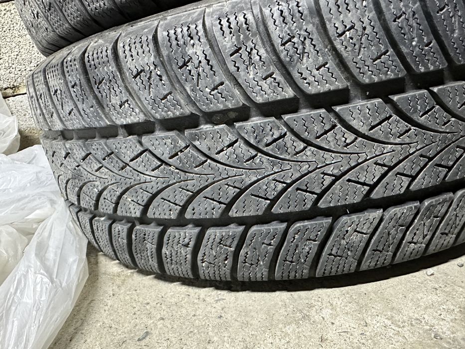 Продам резину R 16