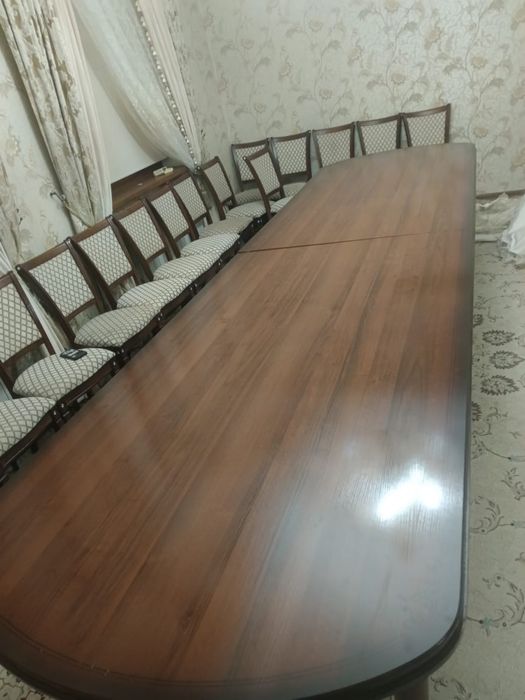 Стол для гостей (большой)