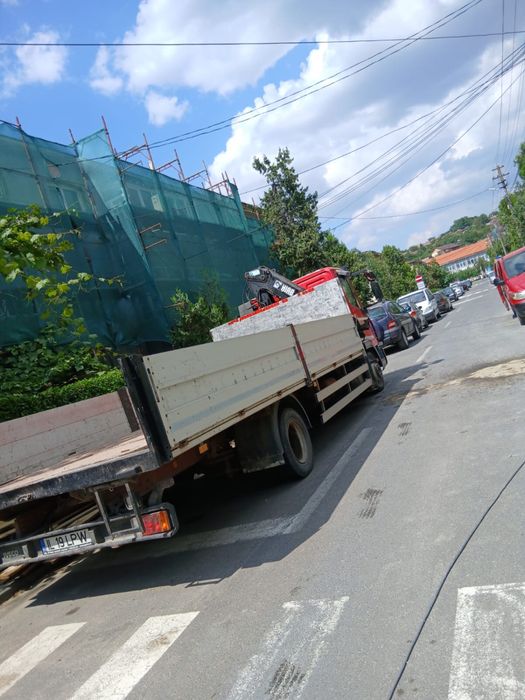 Iveco Eurocargo / macara hiab 4 tone la 11 m inaltime