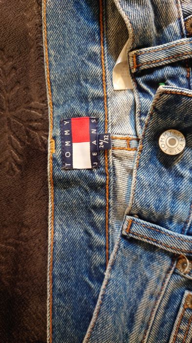 Blugi Tommy Hilfiger, mărimea 32