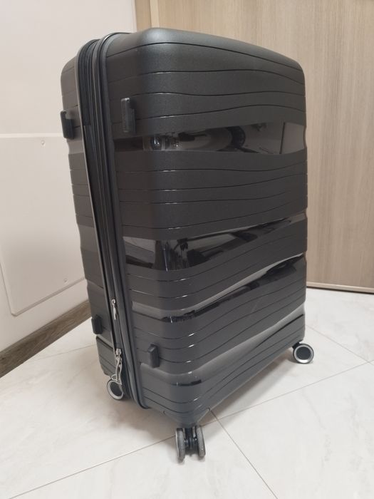 Куфар голям 77х51х30 см