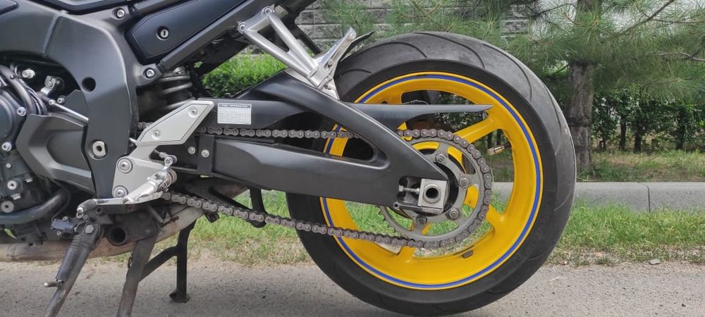 Продам мотоцикл Yamaha FZ1S