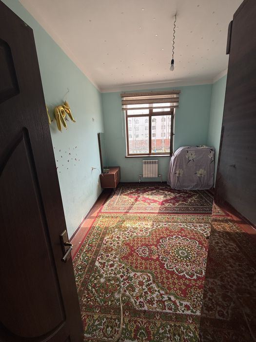 Termiz sh, vokzal TISU turist politsiya oldida 62 mkv, 2 xona