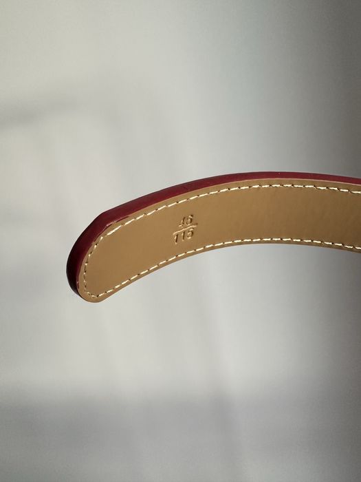 Moschino червен лачен колан