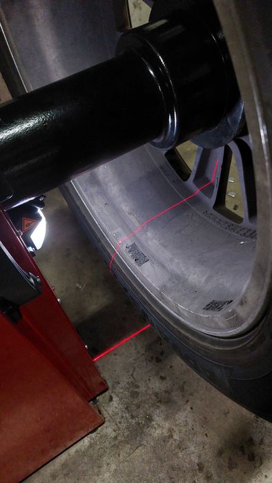 CORGHI - ЕМ9350 X Line - Електронна баланс машина с LCD дисплей