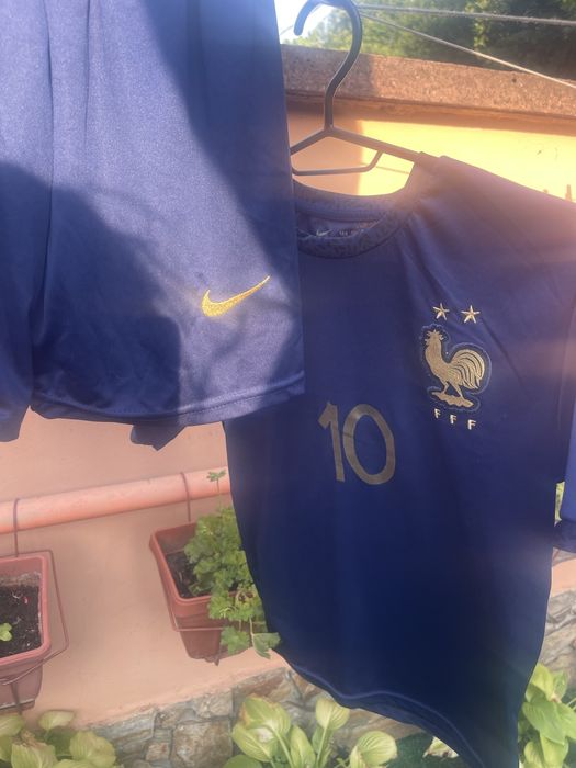 Детски футболни екипи