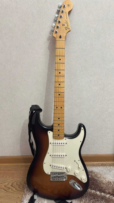 Электро-гитара Fender Stratocaster из США