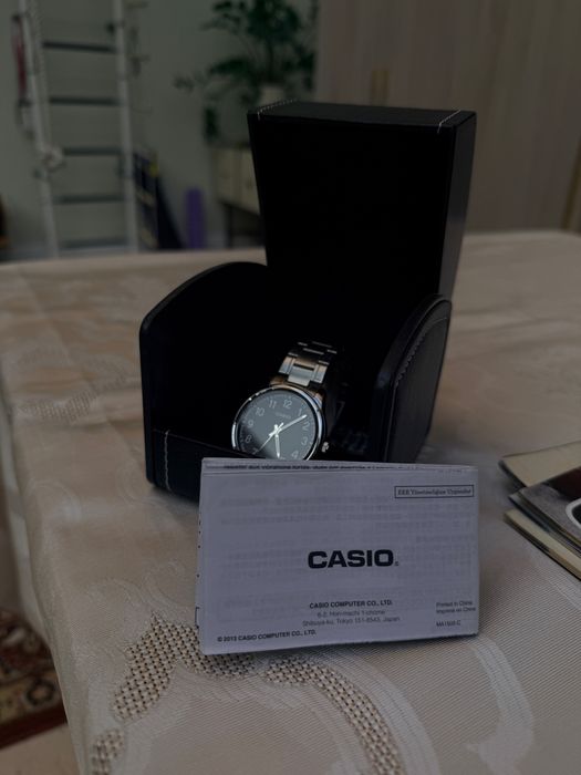 Наручные часы касио почти новый