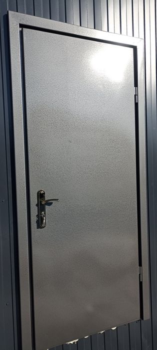 Металлические двери