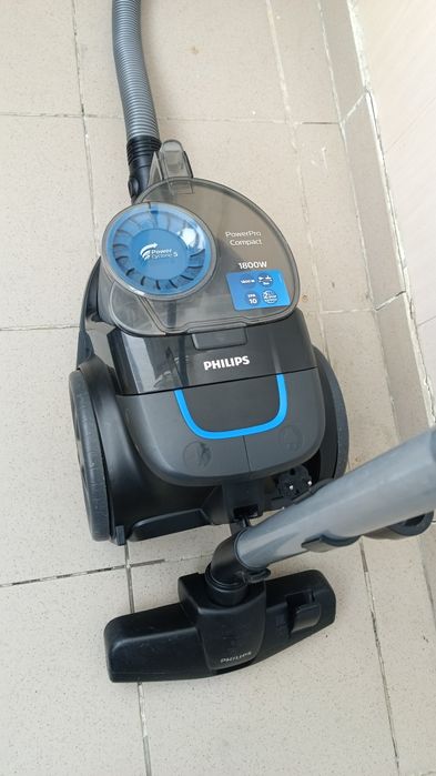 Пылесос Philips 1800w fc9350-01