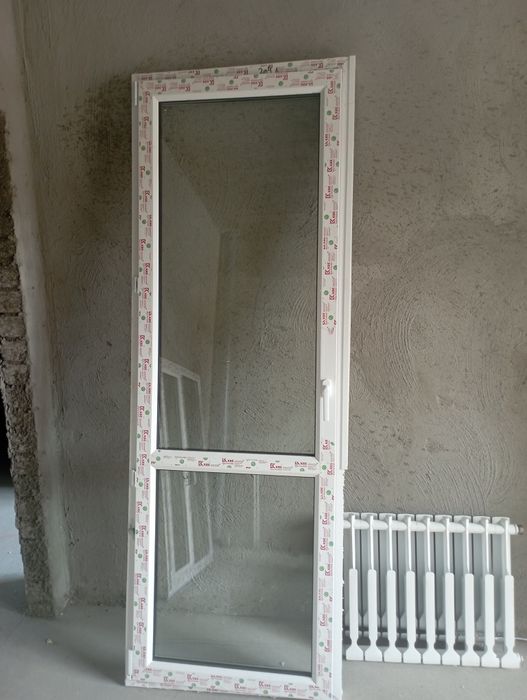 Пластиковые двери