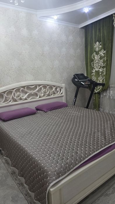 Продам двух спальную кровать