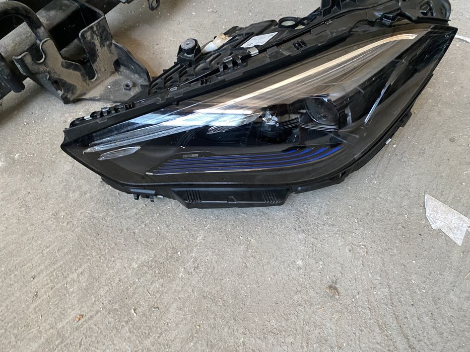 Far Mercedes CLE C236 A236 2024 , 2025 far stanga digitallight