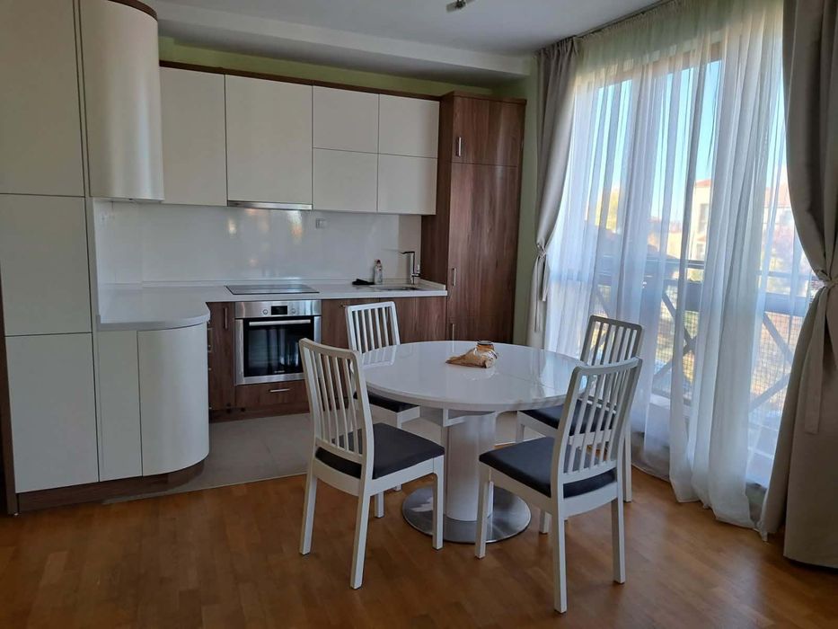 Дава се под наем Тристаен апартамент в София, Драгалевци - 109 кв.м за 1146.99 € - Снимка #1