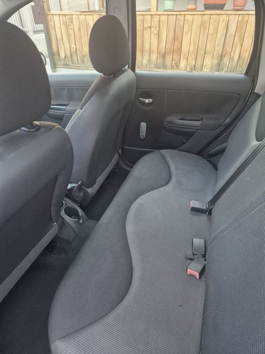 Citroen C3 , motor 1,4 benzină, an  fabricație  2006.