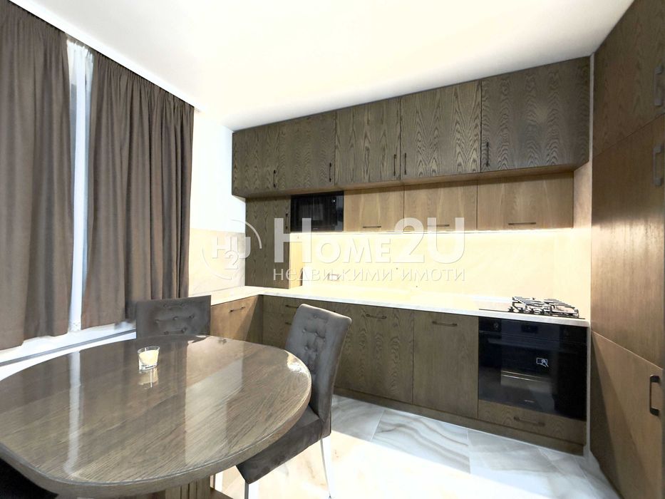 Продава се Тристаен апартамент в София, Витоша - 110 кв.м за 3182 €/кв.м - Снимка #4