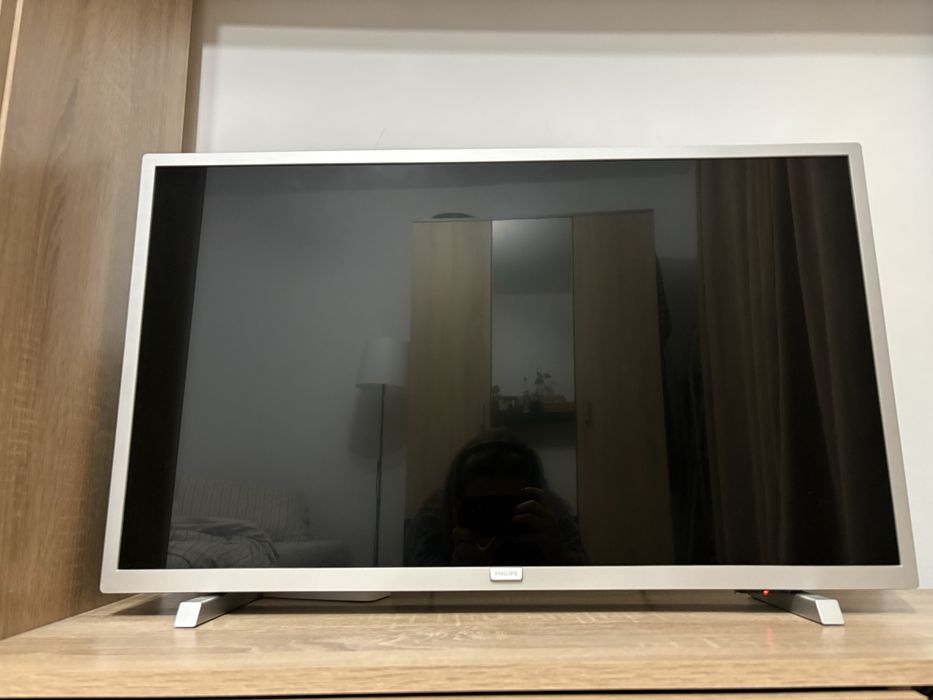 Televizor Led Smart fullHD 80cm Philips