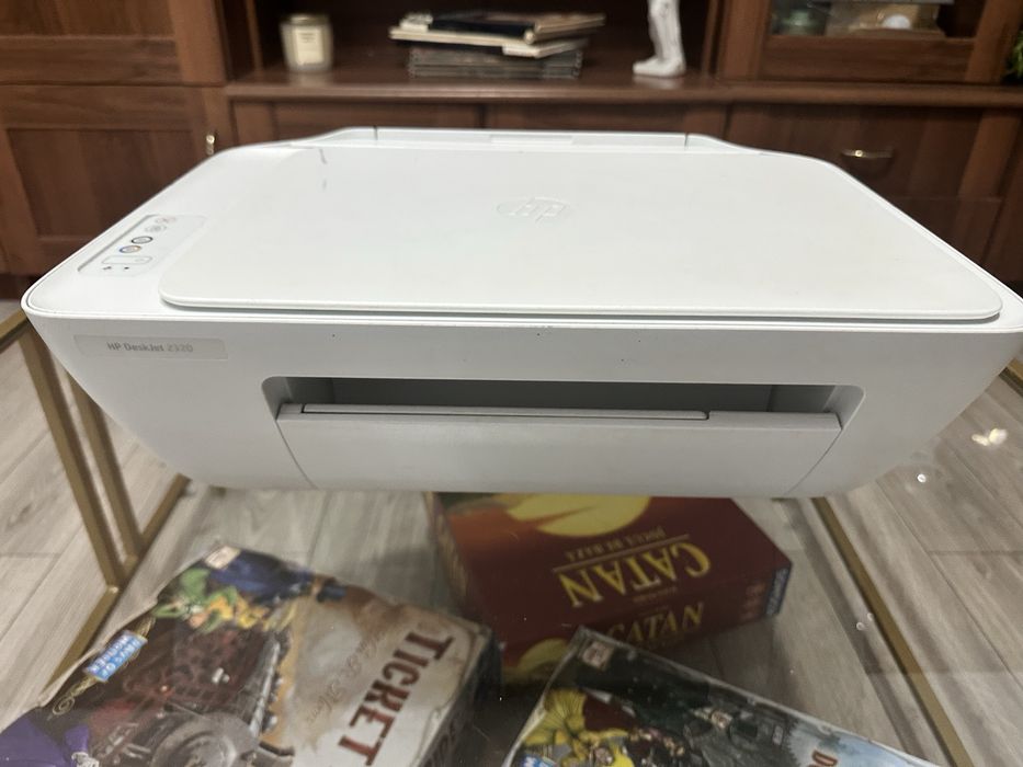 imprimanta alb-negru+color